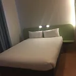 Ibis Budget Bobigny Pantin 2*
